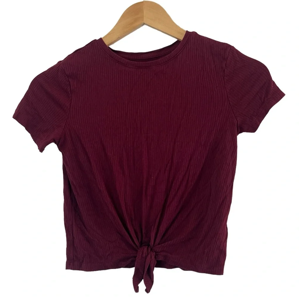 Old Navy | Burgundy knotted front knit short sleeve top girl’s size 6/7 …